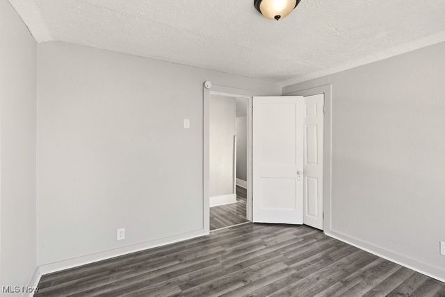 1581 Hillside Terrace, Akron, OH 44305