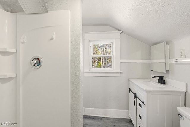 1581 Hillside Terrace, Akron, OH 44305