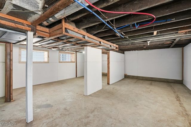 1581 Hillside Terrace, Akron, OH 44305