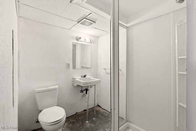 1581 Hillside Terrace, Akron, OH 44305