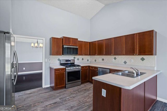 2615 Snowcrest Place, Bethlehem, GA 30620