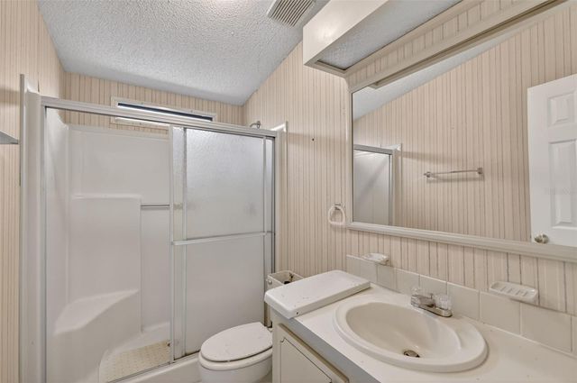 1625 HILTON HEAD BOULEVARD, Lady Lake, FL 32159