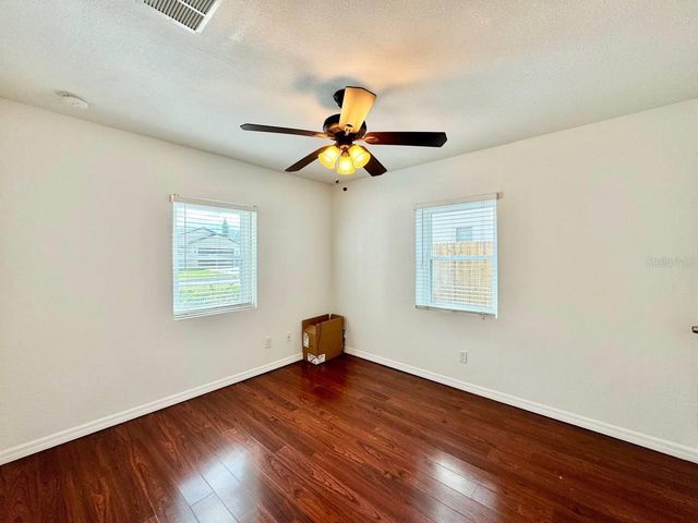 809 W HIAWATHA STREET, Tampa, FL 33604