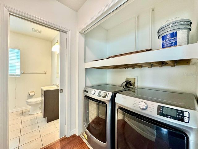 809 W HIAWATHA STREET, Tampa, FL 33604