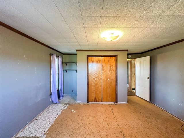 17263 Airport Rd, Conneaut Twp, PA 16424