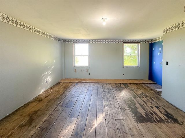 17263 Airport Rd, Conneaut Twp, PA 16424