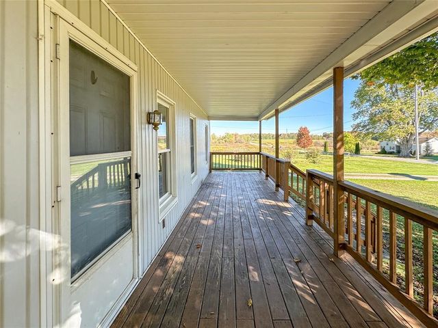 17263 Airport Rd, Conneaut Twp, PA 16424