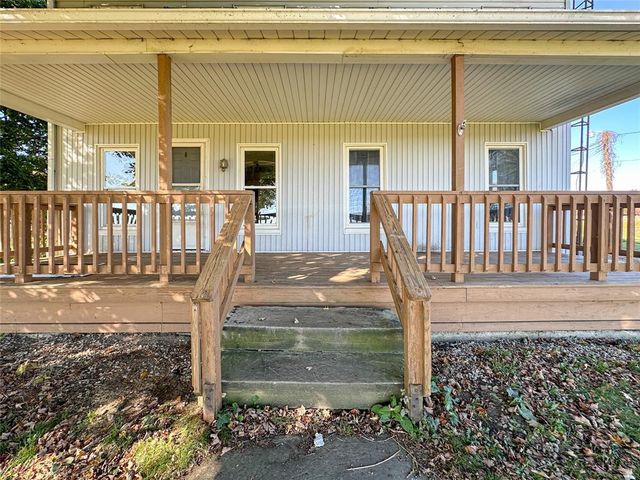 17263 Airport Rd, Conneaut Twp, PA 16424