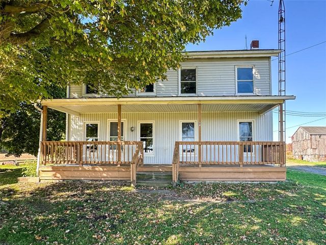 17263 Airport Rd, Conneaut Twp, PA 16424