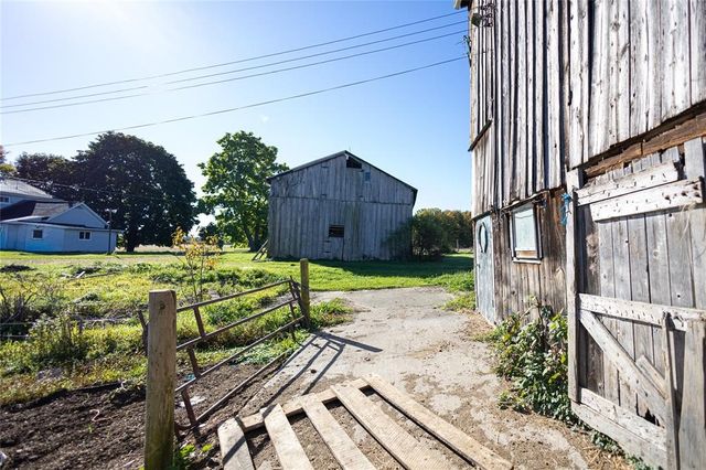 17263 Airport Rd, Conneaut Twp, PA 16424