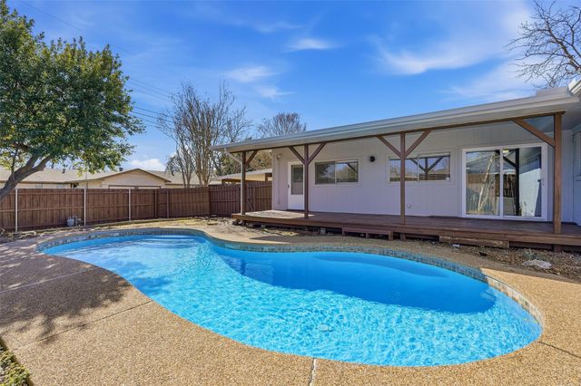 3626 Knight Lane, Garland, TX 75042