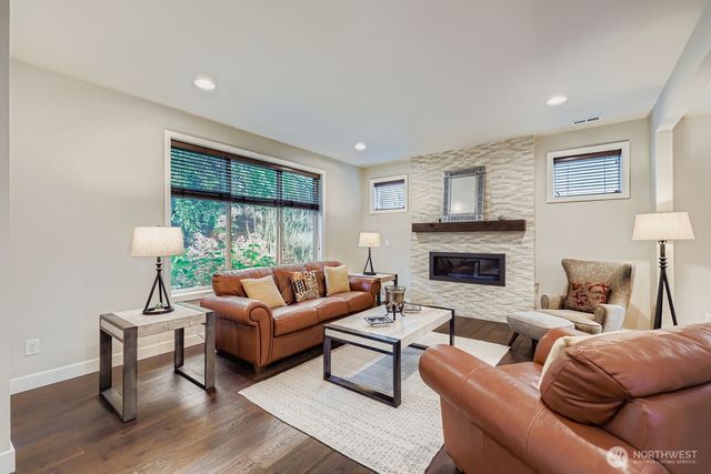 13530 NE 128th Place, Kirkland, WA 98034