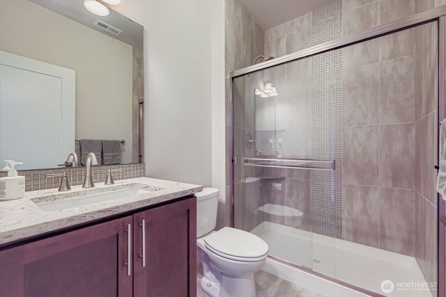 13530 NE 128th Place, Kirkland, WA 98034