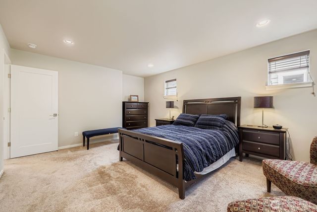 13530 NE 128th Place, Kirkland, WA 98034