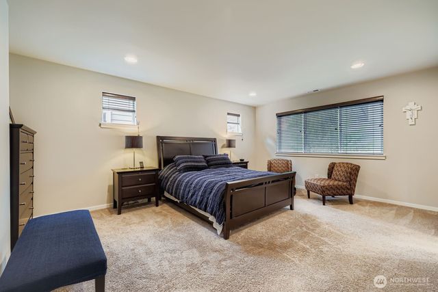 13530 NE 128th Place, Kirkland, WA 98034