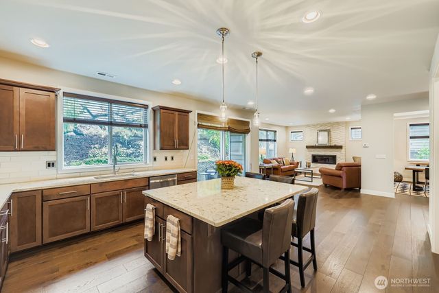 13530 NE 128th Place, Kirkland, WA 98034