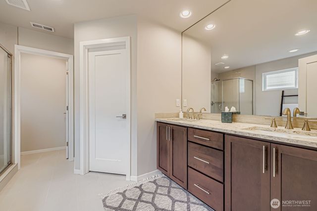 13530 NE 128th Place, Kirkland, WA 98034