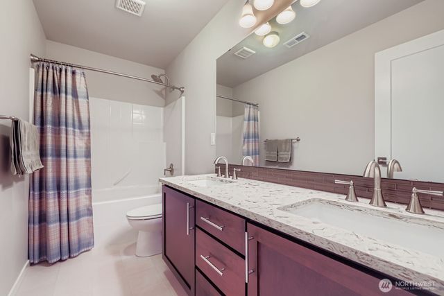 13530 NE 128th Place, Kirkland, WA 98034