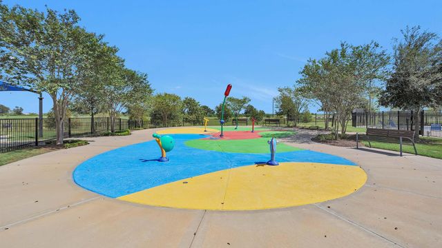 5126 Old Amber Drive, Richmond, TX 77469