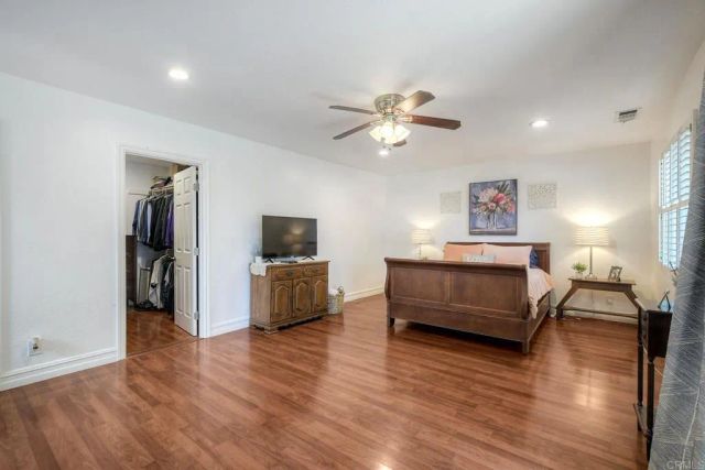 1143 Cypress Dr, Vista, CA 92084