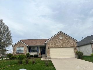 1008 Meadowsweet Drive, Englewood, OH 45315