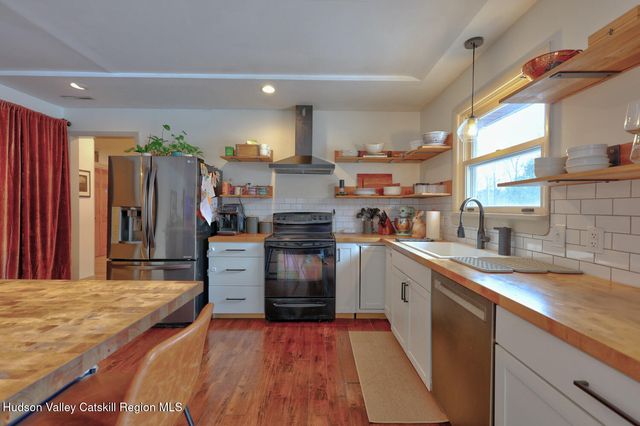 349 Gahbauer Road 45, Hudson, NY 12534