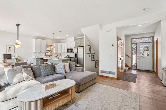 5769 Sunset Road, Mound, MN 55364