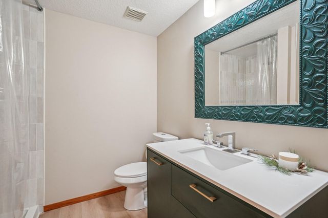 5769 Sunset Road, Mound, MN 55364