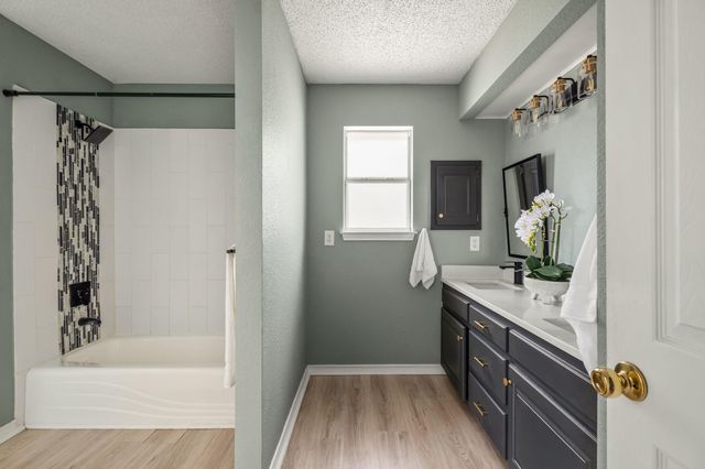 1319 Summerwood DR, New Braunfels, TX 78130