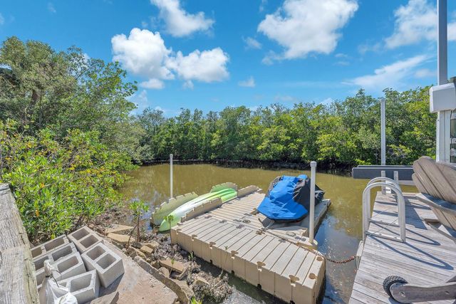 9425 OAK STREET, Riverview, FL 33578