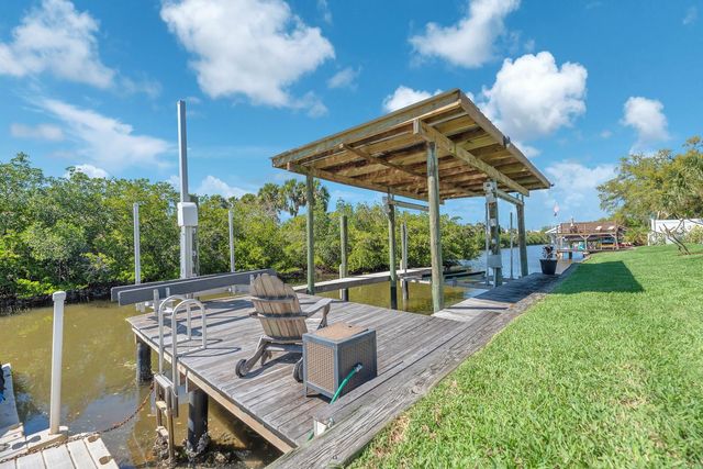 9425 OAK STREET, Riverview, FL 33578