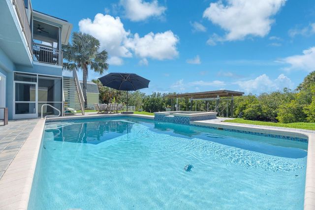 9425 OAK STREET, Riverview, FL 33578