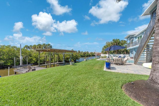 9425 OAK STREET, Riverview, FL 33578