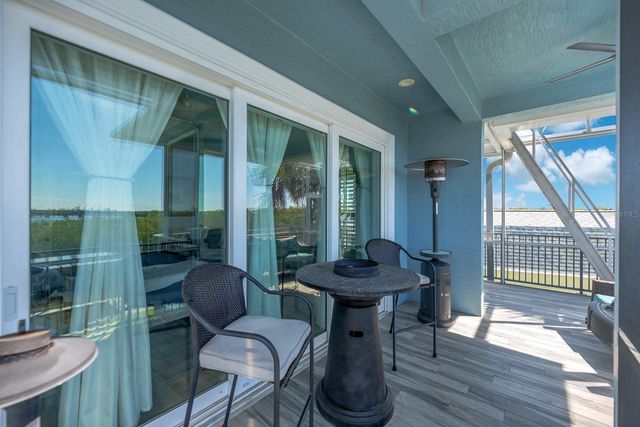 9425 OAK STREET, Riverview, FL 33578