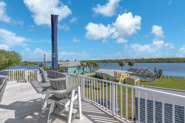 9425 OAK STREET, Riverview, FL 33578