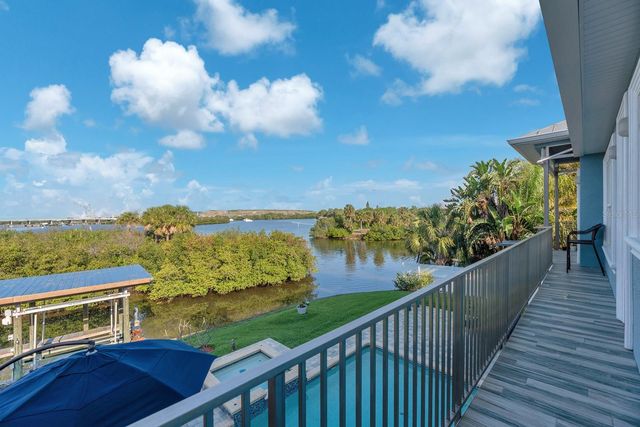 9425 OAK STREET, Riverview, FL 33578