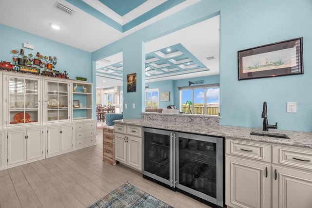 9425 OAK STREET, Riverview, FL 33578