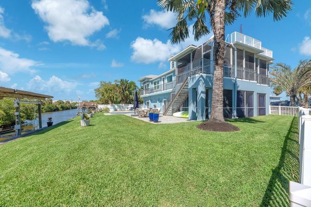 9425 OAK STREET, Riverview, FL 33578