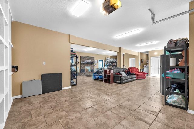 9425 OAK STREET, Riverview, FL 33578