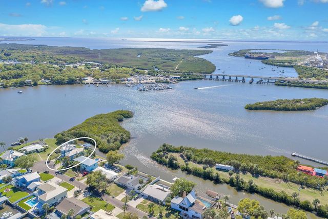 9425 OAK STREET, Riverview, FL 33578