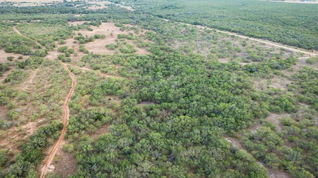 7&8 CR 171, Nixon, TX 78140