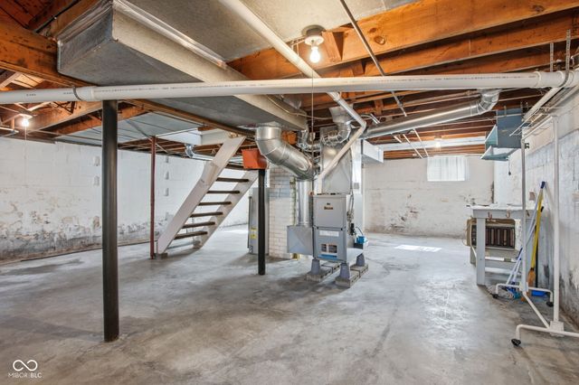 127 Nursery Road, Anderson, IN 46012