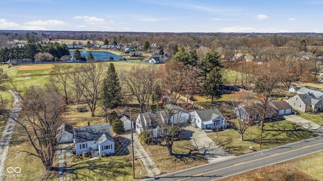 127 Nursery Road, Anderson, IN 46012