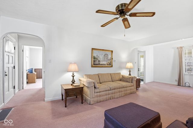 127 Nursery Road, Anderson, IN 46012