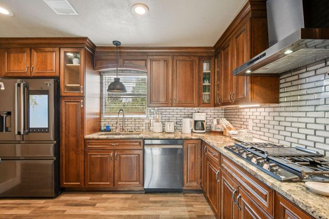 18205 Great Falls DR, Manor, TX 78653
