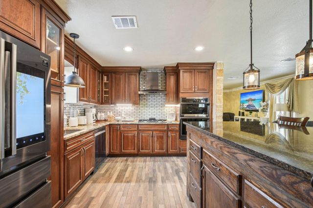 18205 Great Falls DR, Manor, TX 78653