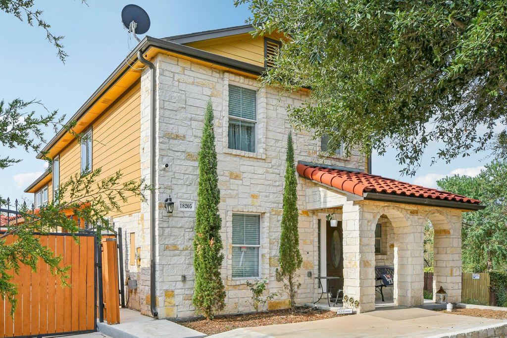 18205 Great Falls DR, Manor, TX 78653