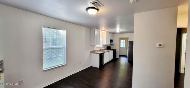 2110 30th Street, C, Gulfport, MS 39501