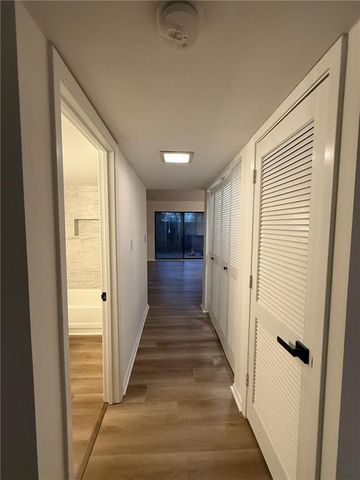 2094 Powers Ferry SE Trace, Marietta, GA 30067