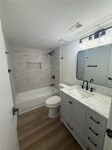 2094 Powers Ferry SE Trace, Marietta, GA 30067